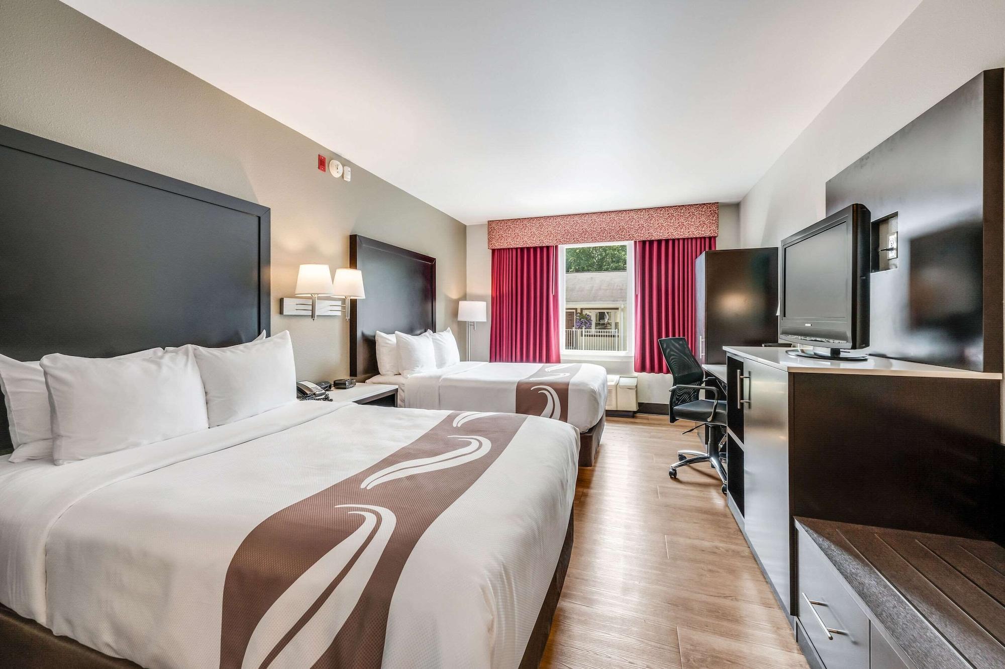 Quality Inn Poughkeepsie Buitenkant foto