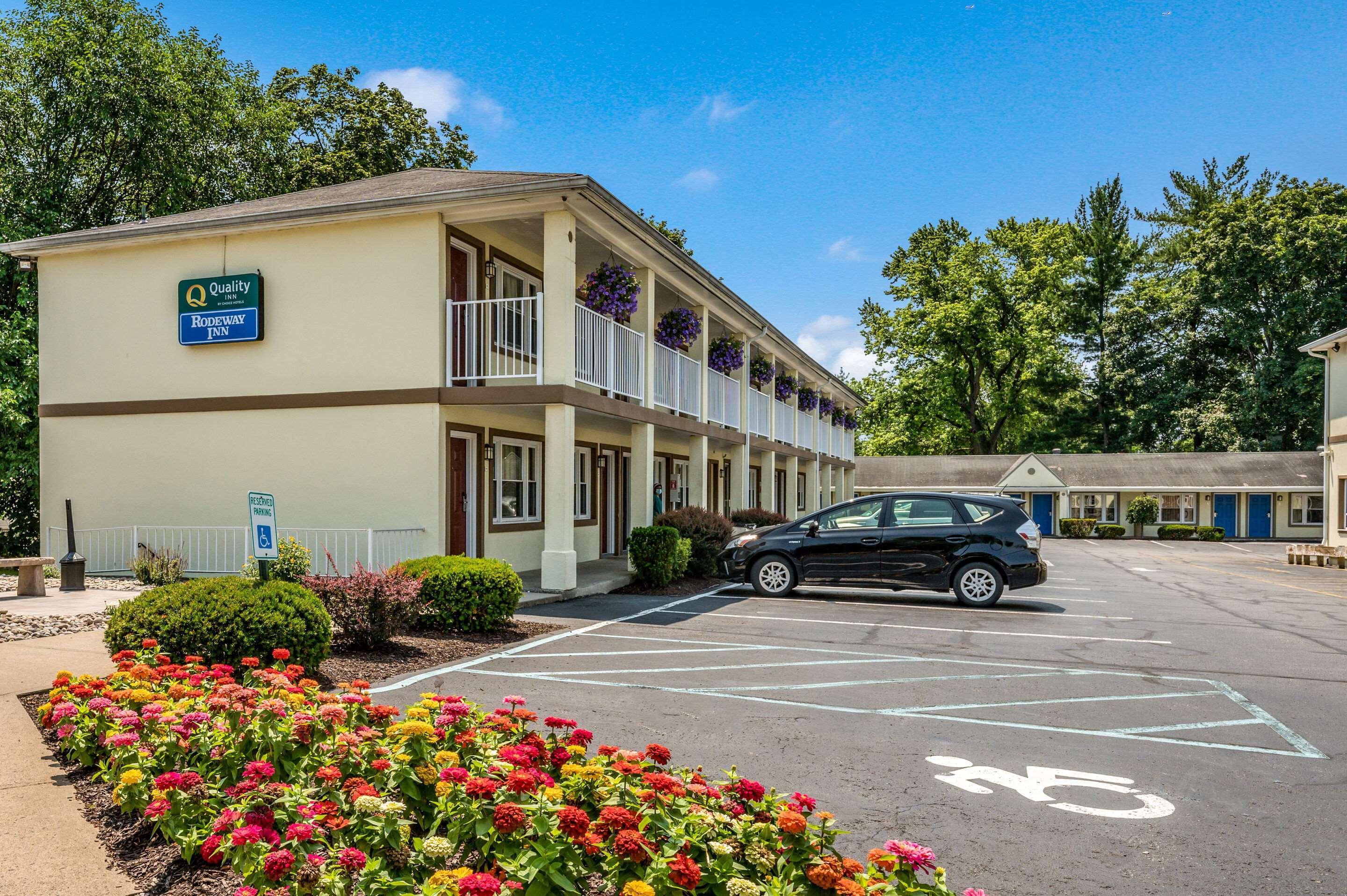 Quality Inn Poughkeepsie Buitenkant foto