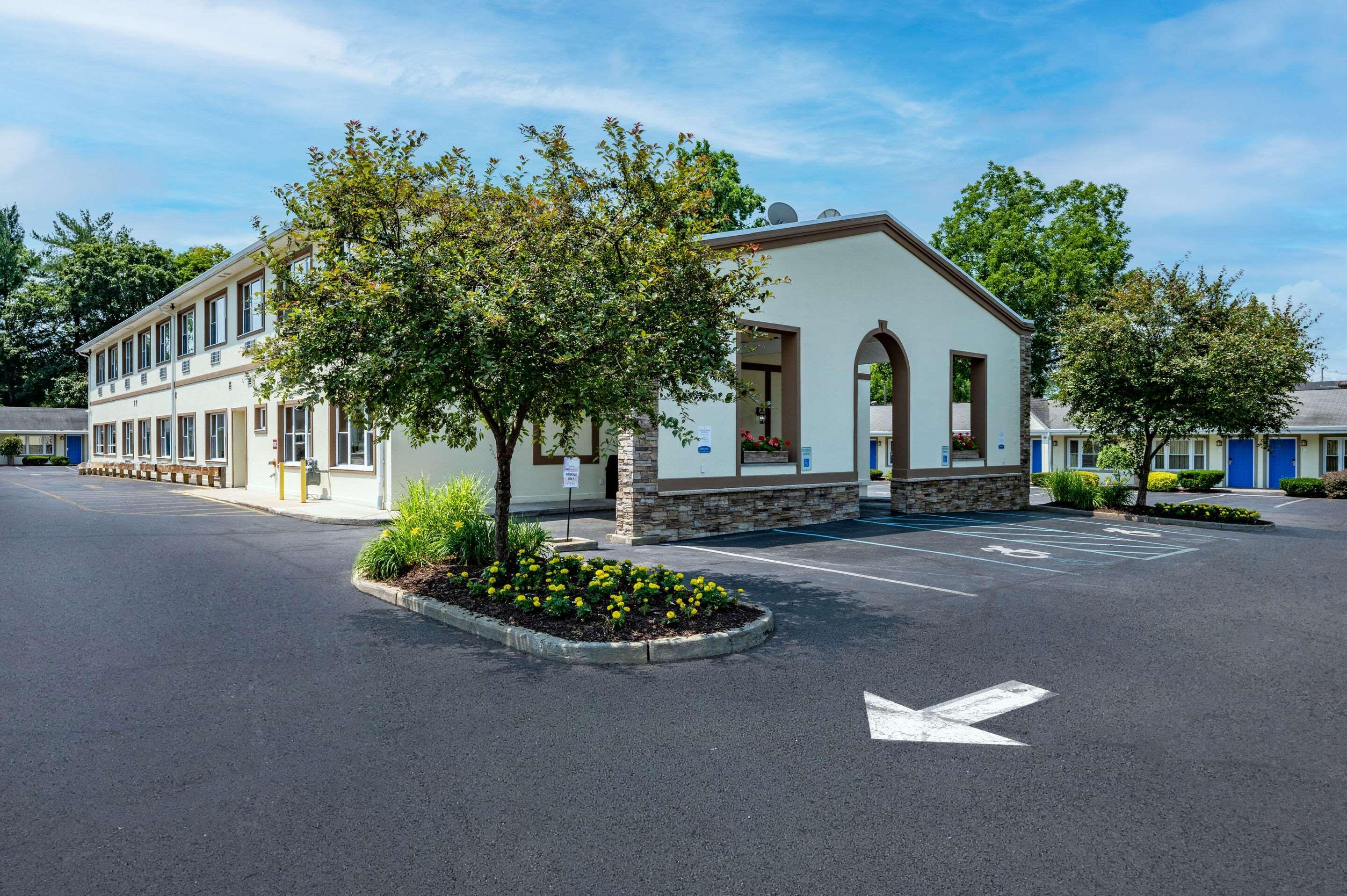 Quality Inn Poughkeepsie Buitenkant foto