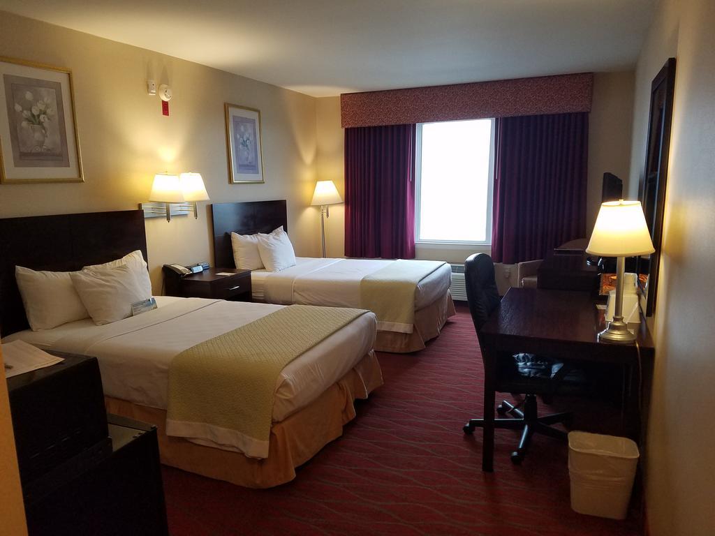 Quality Inn Poughkeepsie Buitenkant foto