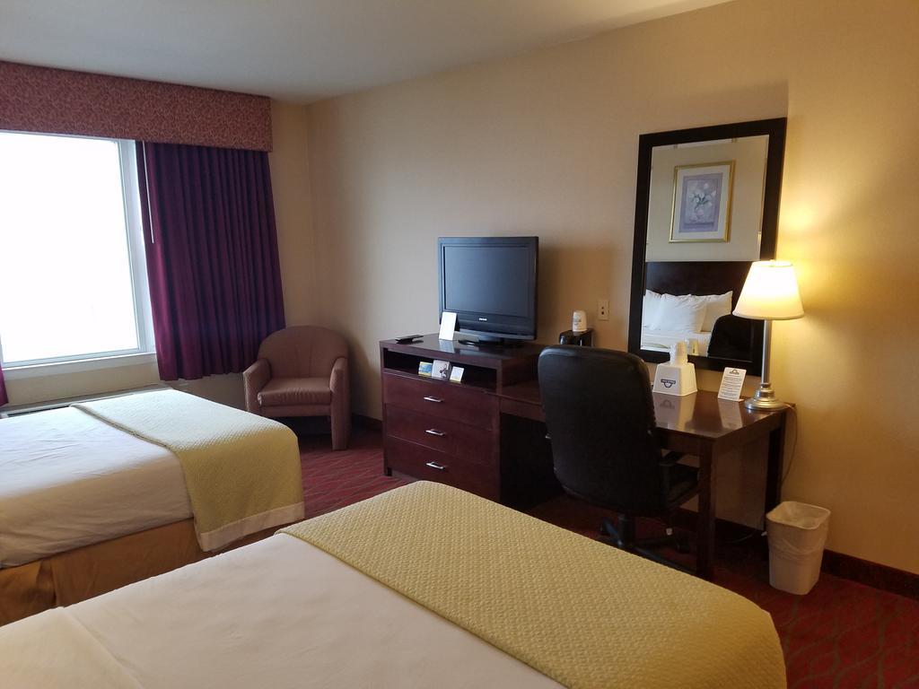 Quality Inn Poughkeepsie Buitenkant foto