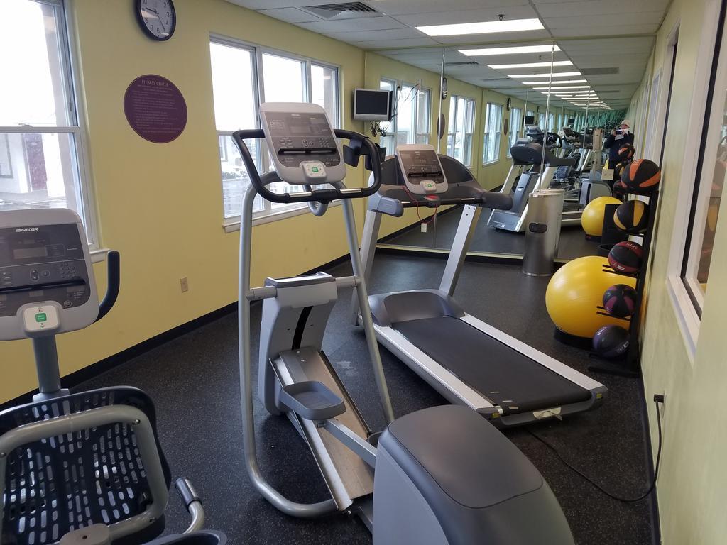 Quality Inn Poughkeepsie Buitenkant foto