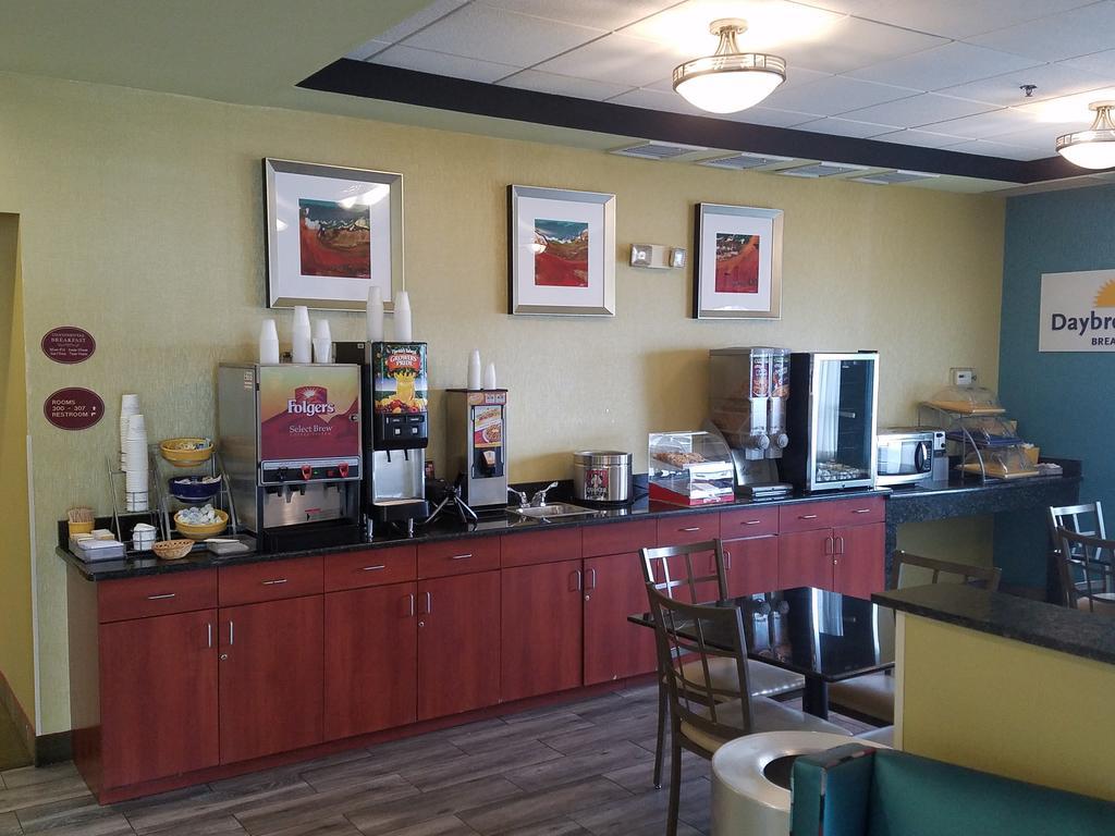 Quality Inn Poughkeepsie Buitenkant foto